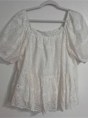 White Eyelet Puff-Sleeve Peasant Blouse Embroidered Babydoll Cotton Coquette SzM